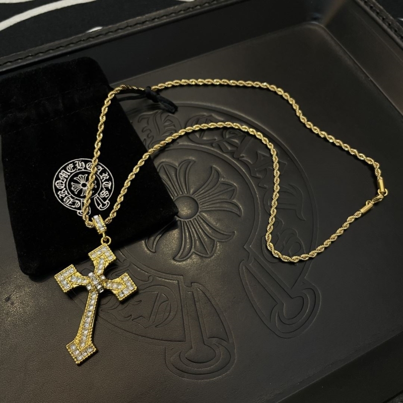 Ch*0me He**ts necklaces